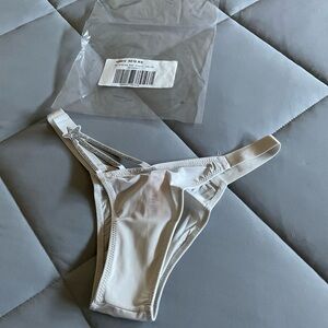 New Victoria’s Secret panties XS